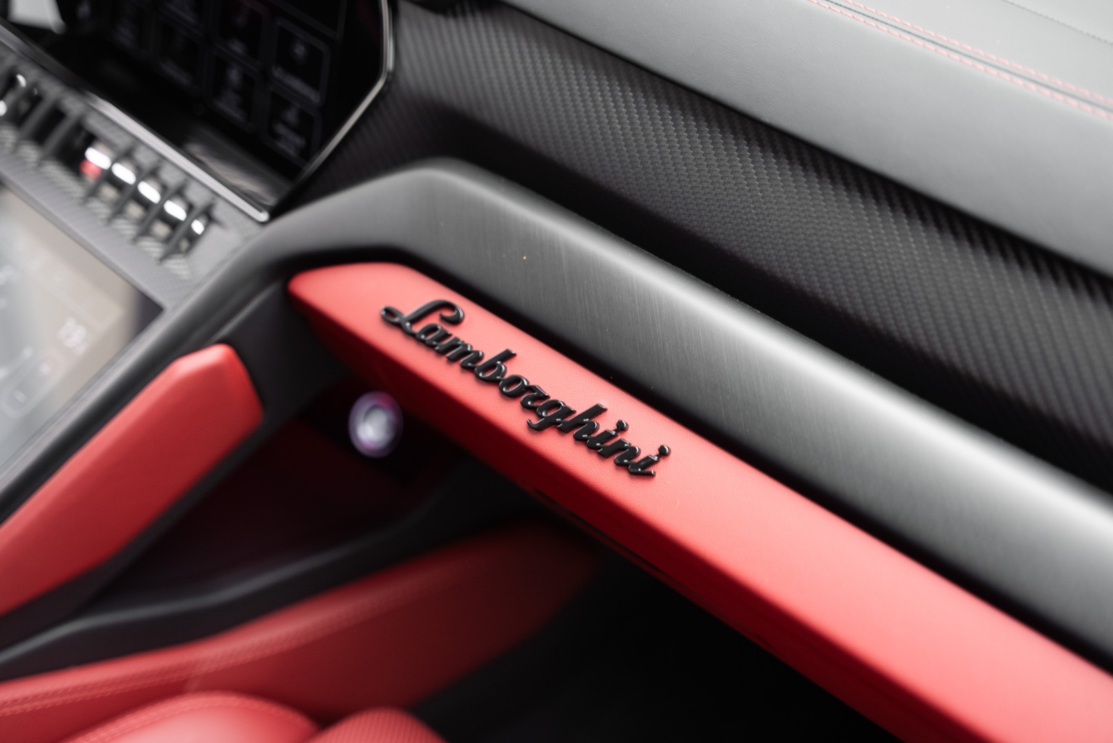 2024 URUS BY NOVITEC | FULL CARBON | BANG OLUFSEN | HIGH SPEC